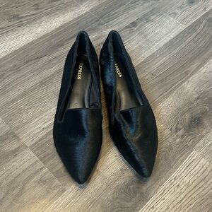 Express Black Pointed-Toe Flats
